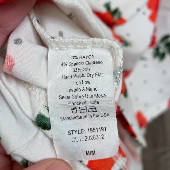 Chris & Carol NWOT olive green and floral super soft and stretchy baseball tee M - Picture 6 of 6